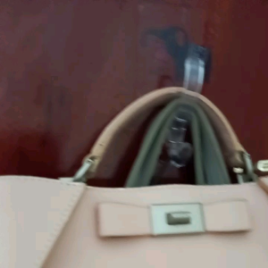 COMBO 2 VỈ (4C )MÓC KÉP DÁN. SIÊU DÍNH SIÊU CHẮC CHỊU LỰC 3KG