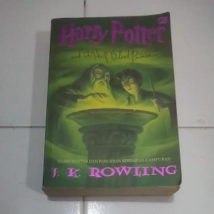 Novel ORI Harry Potter Dan Pangeran Berdarah Campuran