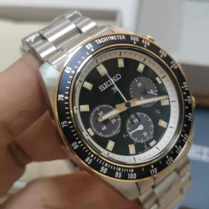 Seiko Prospex SPEEDTIMER Solar Sports Mens Watch Japan Black Gold Metal Strap 41.4mm (SSC941P1)