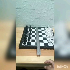 catur papan plastik halus berkualitas ukuran M 36x36cm termurah