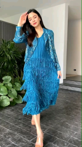 เซตเสื้อคลุม + ชุดเดรส  ผ้าเวลวิทอัดพลีท ฟรุ๊งฟริ๊ง AA Premium  ที่สวย ทรงคุณค่า ที่คนสวยคู่ควร 🎁 พร้อมส่ง  เสื้อคลุมปกสูท แพตเทิร์น แขนยาว 🤗 ความยาวกำลังดี ทรงสวยเรียบหรู เลเซอร์ กริตเตอร์สีทอง