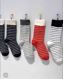 tất/vớ len  tất dài kiểu Nhật kẻ sọc sanh điệu cho nữ  nam tát dày dận thời trang