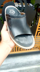 sendal pria kulit 100%