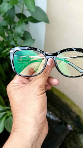 Kacamata Baca Plus Wanita Progresive Antiradiasi Cat Eye
