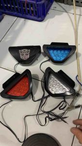 Lampu Stop F1 Segitiga LED / Brake Lamp Motor/Mobil 12V Universal