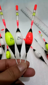 Pelampung pancing anti badai Tabung Starlite tipe E