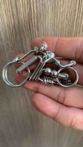 Móc khoá thủ công inox 304 kiểu dáng xe HARLEY