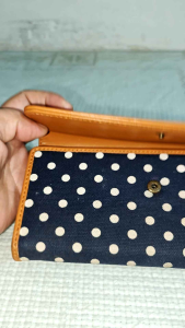 Preloved EarthMade Singapore Long WalletGenuine Leather Wallet