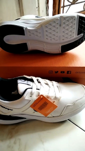 Sepatu Running Putih Cocok Buat Joging Olahraga Ringan dan Empuk
