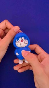 พวงกุญแจ พวงกุญแจโดเรมอน กดเปลี่ยนหน้าได้