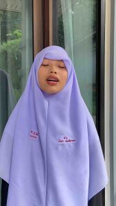 สเปรย์จัดแต่งทรงฮิญาบให้เป็นทรง แบรนด์ AREENA