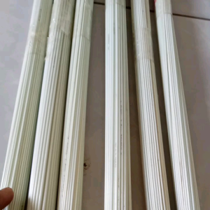 Ruji Jeruji Fiber Stik Putih Susu: Ukuran 1.8mm, 2.0mm, 2.2mm & Panjang 60cm