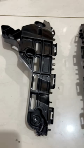 BRACKET BREKET DEPAN INNOVA ZENIX 2022-2024 ORIGINAL