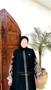 gamis modern abaya hitam printing manik swarovsky mewah edisi Nagita dress produk Amore by ruby