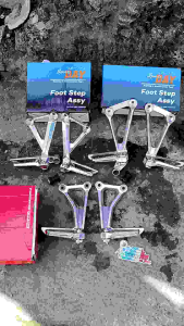 Pijakan Kaki Motor Universal: Aksesoris Motor untuk Semua Merk