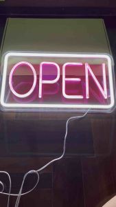 ป้ายไฟ ป้ายไฟร้าน ป้ายไฟตัวอักษร ป้ายไฟวิ่ง ป้ายไฟนีออนดัก ป้ายไฟled ป้ายไฟOPEN