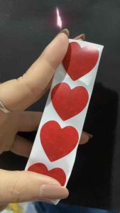 TD75-TEM DÁN _ HÌNH TRÁI TIM_VALENTINE_CUỘN 500C <<2.5CM_3.8CM>>