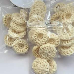 KERUPUK MAWAR ASIN GURIH KEMPLANG ASLI 50 GRAM / DITIMBANG DENGAN TIMBANGAN DIGITAL