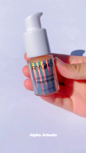 Ryoki Face Serum: Solusi Pencerah Wajah & Penghilangkan Flek Hitam\\n\\n Apa Itu Ryoki Face Serum?\\n\\nRyoki Face Serum adalah serum pemutih wajah yang dirancang khusus untuk membantu menghilangkan flek hitam dan bekas jerawat. Dengan komposisi alami dan efektif, Ryoki Face Serum dapat memberikan hasil yang luar biasa dalam waktu singkat.\\n\\n Komposisi & Manfaat\\n\\nRyoki Face Serum terbuat dari bahan-bahan alami yang dipilih dengan cermat, seperti ekstrak bunga chamomile, vitamin C, dan hyaluronic acid. Komposisi ini memberikan manfaat seperti:\\n\\n- Menghilangkan flek hitam dan bekas jerawat\\n- Mencerahkan wajah\\n- Membantu mengurangi garis-garis halus dan kerutan\\n- Melembabkan kulit\\n\\n Cara Kerja Ryoki Face Serum\\n\\nRyoki Face Serum bekerja dengan cara merangsang produksi kolagen dan menghambat proses pembentukan melanin. Hal ini dapat membantu mengurangi flek hitam dan bekas jerawat, serta mencerahkan wajah secara keseluruhan.\\n\\n Bagaimana Menggunakan Ryoki Face Serum untuk Menghilangkan Flek Hitam & Bekas Jerawat?\\n\\nBerikut ini adalah langkah-langkah penggunaan Ryoki Face Serum:\\n\\n1. Bersihkan wajah dengan pembersih wajah yang sesuai dengan jenis kulit Anda.\\n2. Lepaskan serum dari botol dan oleskan pada wajah secara merata.\\n3. Pijat lembut wajah hingga serum meresap sepenuhnya.\\n4. Gunakan Ryoki Face Serum setiap pagi dan malam sebelum tidur.\\n\\n Tips & Trik Menggunakan Ryoki Face Serum\\n\\nBerikut ini adalah beberapa tips dan trik yang dapat membantu Anda mendapatkan hasil terbaik dari Ryoki Face Serum:\\n\\n- Gunakan Ryoki Face Serum secara konsisten untuk mendapatkan hasil terbaik.\\n- Hindari paparan sinar matahari langsung selama menggunakan Ryoki Face Serum.\\n- Jika Anda memiliki kulit sensitif, lakukan patch test sebelum menggunakannya.\\n\\n Manfaat Ryoki Face Serum bagi Perawatan Wajah\\n\\nBerikut ini adalah beberapa efek positif Ryoki Face Serum bagi perawatan wajah:\\n\\n- Menghilangkan flek hitam dan bekas jerawat\\n- Mencerahkan wajah secara keseluruhan\\n- Melembabkan kulit\\n- Membantu mengurangi garis-garis halus dan kerutan\\n\\n Ulasan Pengguna Ryoki Face Serum\\n\\nBerikut ini adalah beberapa ulasan pengguna Ryoki Face Serum:\\n\\n\\\"Saya sangat puas dengan hasil yang saya dapatkan dari Ryoki Face Serum. Flek hitam dan bekas jerawat saya hilang dalam waktu singkat.\\\" - Maria\\n\\n\\\"Ryoki Face Serum sangat mudah digunakan dan hasilnya luar biasa. Wajah saya tampak lebih cerah dan segar.\\\" - John\\n\\n Kesimpulan\\n\\nRyoki Face Serum adalah solusi pencerah wajah yang efektif untuk menghilangkan flek hitam dan bekas jerawat. Dengan komposisi alami dan manfaat yang luar biasa, Ryoki Face Serum dapat membantu Anda mendapatkan wajah yang cerah dan segar.\\\n}