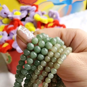 Vòng cổ cẩm thạch Jade A màu lục trà 5ly màu xanh Gua 6ly