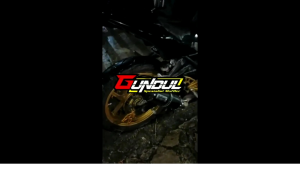 silincer knalpot racing Leovince karbon slenser untuk semua motor 4 tak ninja gsx aerox r15 r25 vixion pcx nmax cbr dll suara ngebas empuk terlaris inlet 50 dan 38