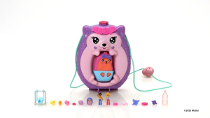 Polly Pocket Hedgehog Mom & Baby 2-in-1 Travel Toy with 2 Micro Dolls and 16 Accessories Handbag Playset Pet Theme JBJ91