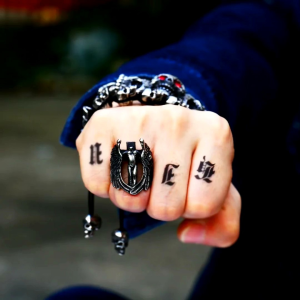 Cincin Elegan Desain Guardian Angel (Adjustable)