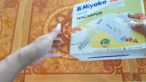 Mixer Tangan Miyako HM 620 Original