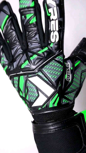 Sarung tangan kiper sepakbola Ayres hitam hijau
