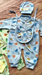 Baju Kodok Bayi Set Topi & Celemek: Nyaman, Aman, Cocok untuk Foto