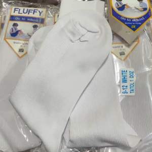 ถุงเท้าข้อยาว 12คู่ เนื้อผ้าดีใส่สบายทนทาน มีสีขาวกับสีน้ำตาล