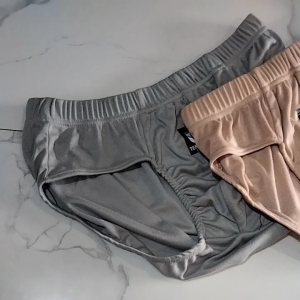 Celana dalam Pria Pakaian dalam berkualitas tinggi CD Midi waist