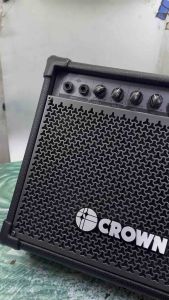 CROWN GA-84 Guitar Amplifier 40W 8-Inch Speaker with AUX Phones Output & 2 Guitar Inputs 8" Guitar Amp