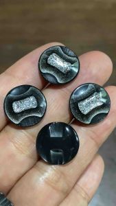 กระดุมแฟชั่น ฝังกากเพชร ของจริงสวยมาก ขนาด 15 มิล / ชุดละ 7 เม็ด