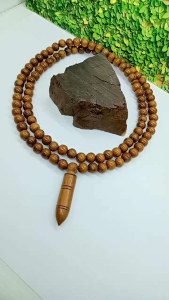Kalung tasbih kayu kelor emas 8mm R166