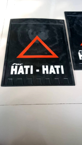 KARPET LUMPUR COLT DIESEL ENGKEL BELAKANG (1PASANG 2PCS)