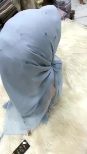 Hijab segiempat R139 kerudung Paris Swarovski atas bawah