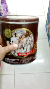 Nissin Wafer Chocolate kemasan kaleng 570g