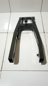 SWING ARM / CAPIT UDANG / GARPU BELAKANG FORK VIXION NEW DISK / DOUBLE DISK
