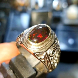 Cincin Batu Kalimaya Black Opal Banten