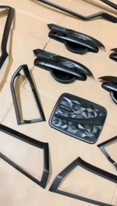 Paket Lengkap Ertiga 2018 2024 2025 2026 2027 Garnish Lampu Depan Belakang Outer Handle Tank Cover Carbon Glossy