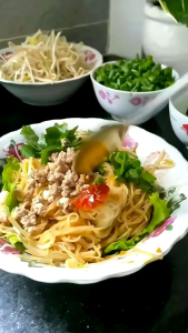 Phở Khô 2 TÔ  - Đặc Sản Gia Lai ( Sét 8-12 người ăn gia vị đầy đủ ) Chế Biến Nhanh