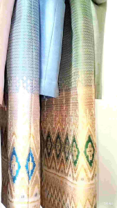 Tikiko กระโปรงผ้าไหมทอลายแพรวา /เสื้อผ้าไหมสีชมพูกลีบบัว ชุดไปวัด ชุดไทย ผ้าไหม ผ้าไทย TK 01