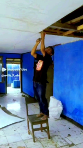 Jasa Tukang Bangunan Profesional: Pengecatan Kamar Mandi & Perbaikan Atap