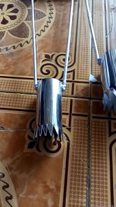 plong pelobang plastik mulsa stenlis tanaman sayuran