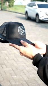 Topi Jaring Pria Dewasa / Trucker Hats Black / Topi Distro Bandung
