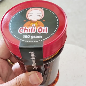Chili Oil Rumahan 150gram tanpa pengawet dan halal untuk dimsum dumpling mie bakso dapat 2 toples