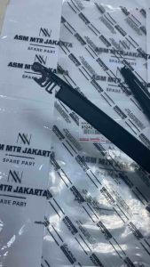 Wiper Arm Belakang Blade Toyota Avanza Xenia Rush Terios Original 1set