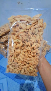 1kg KUE BAWANG GUNTING Khas Minangkabau