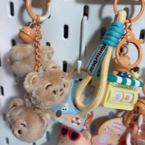 พวงกุญแจหมีเนย พวงกุญแจ butter bear 🐻 น้องหมีน่ารัก